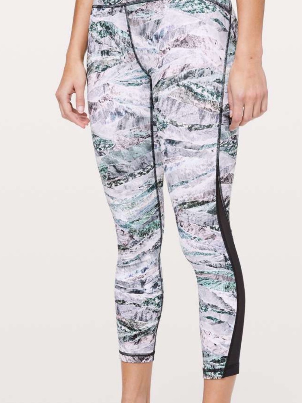 Lululemon 6 Train Time  7/8 Tights Leggings Springscape Black Mesh Side Panel